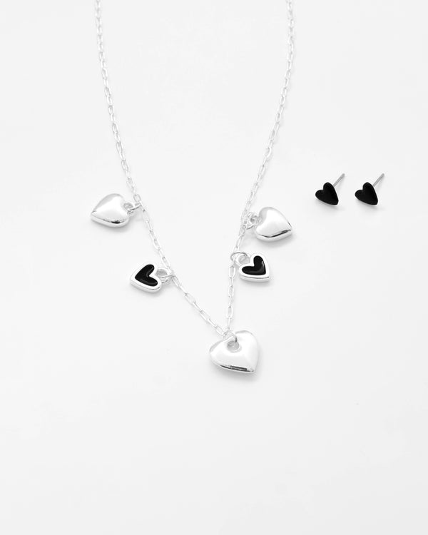 Collar Multicharms + Aretes Corazón