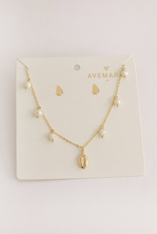 Cadena Perlas y Conchita